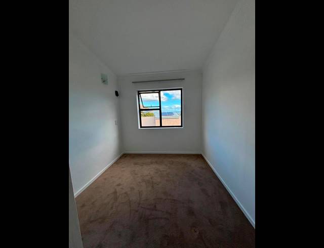 1 BEDROOM PROPERTY TO RENT IN HOUT BAY CENTRAL